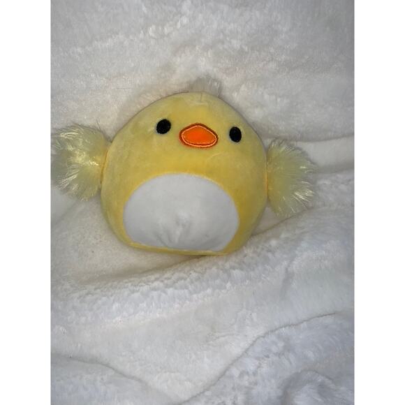 Squishmallow Gerard the Yellow Chick‎ Mini Plush Toy - Picture 1 of 5